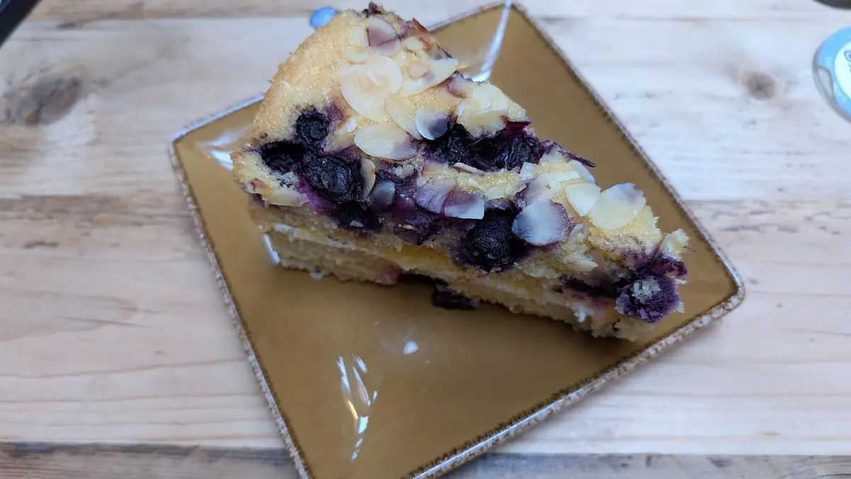 Cakes Contour – cake shop in Byker, Newcastle upon Tyne